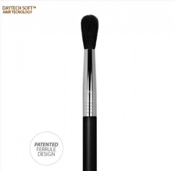 O144 - PINCEL DE ESFUMAR DAYMAKEUP