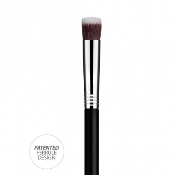 P30 - KABUKI SOFT PRECISO PEQUENO DAYMAKEUP